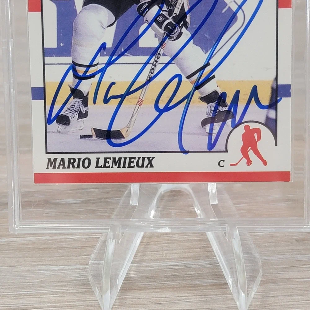 1990 Score Mario Lemieux Autographed Hockey Card Pittsburgh Penguins NHL PA